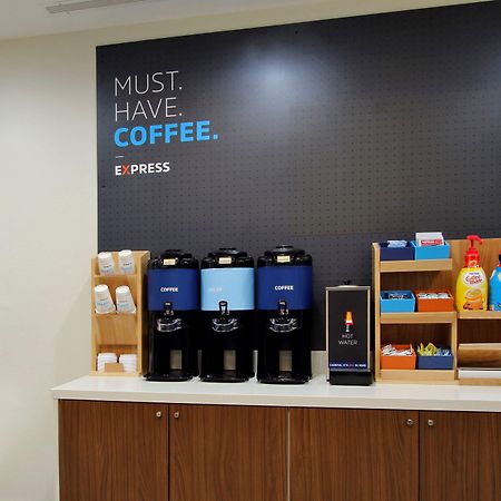Holiday Inn Express Corning By Ihg Luaran gambar