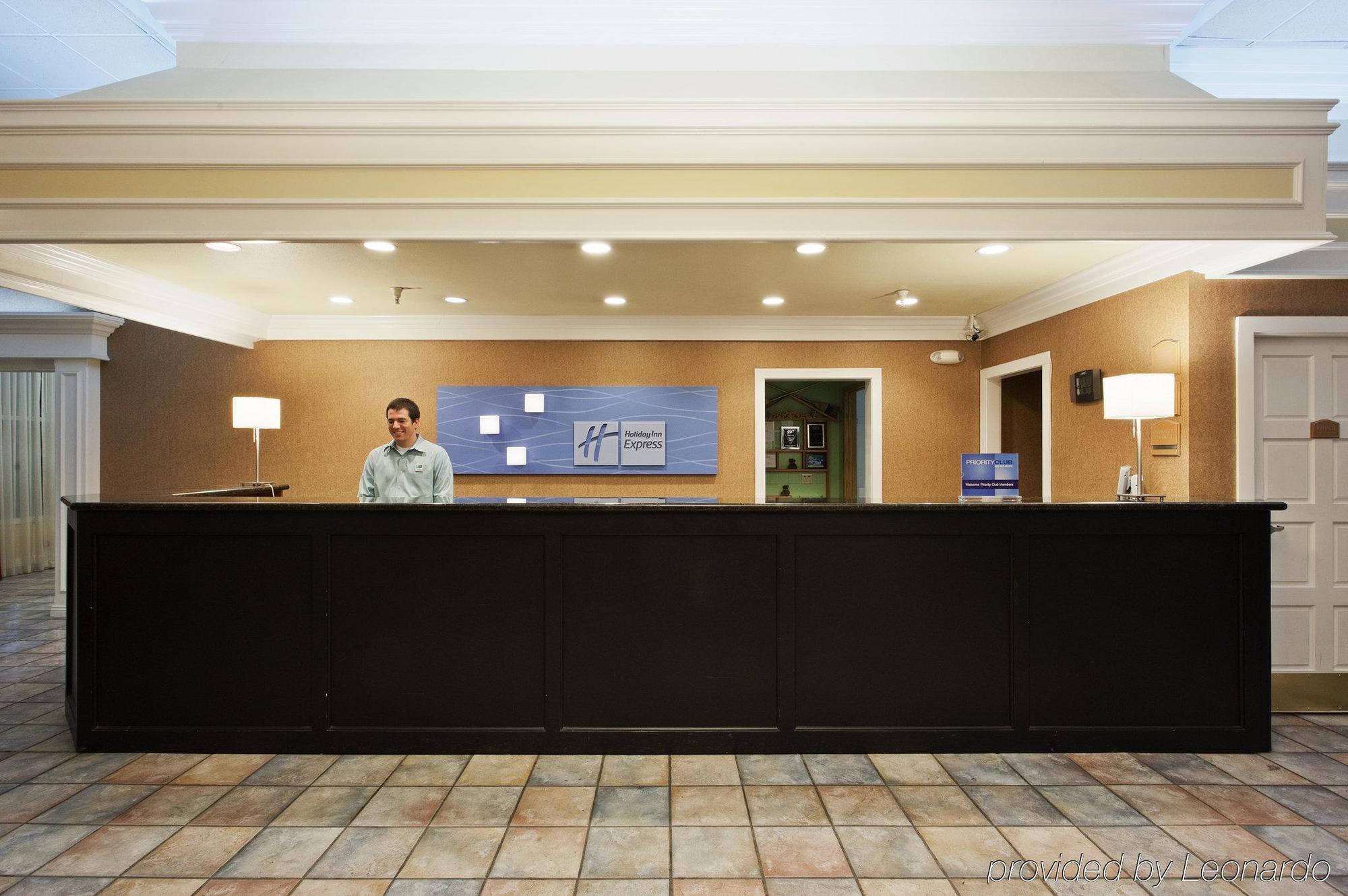 Holiday Inn Express Corning By Ihg Dalaman gambar